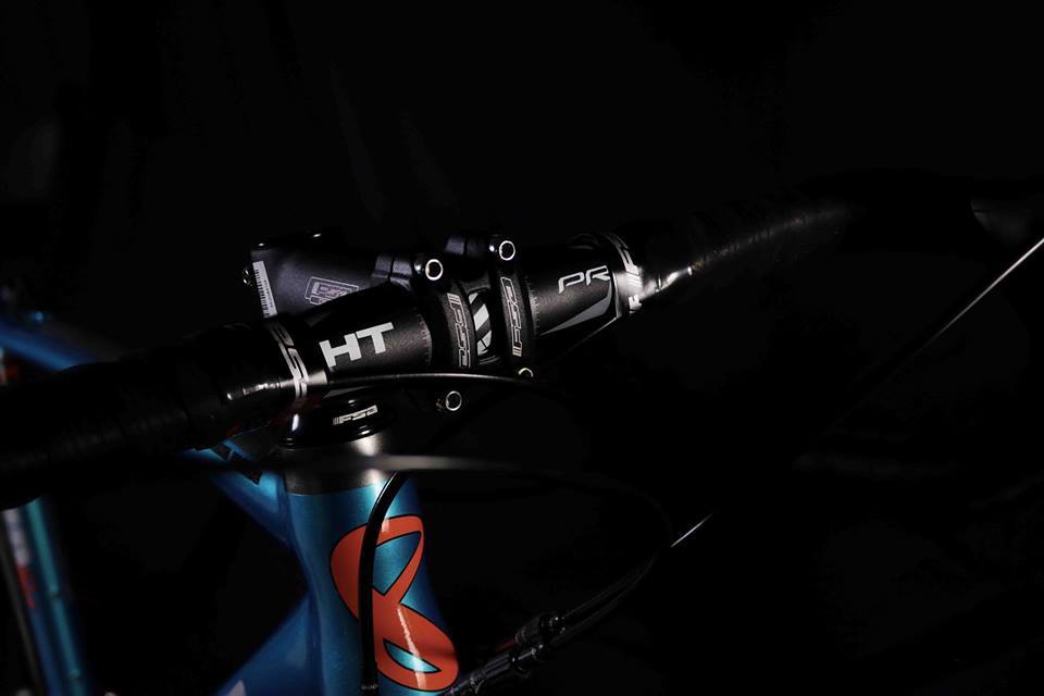 จักรยานเสือหมอบ INFINITE SPAD RACE 8*2 สปีด CLARIS ปี 2022