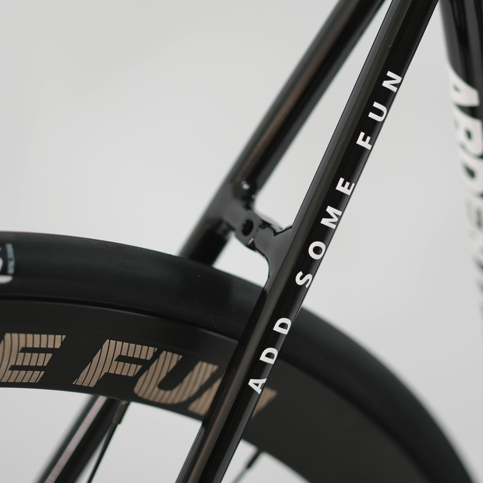 จักรยาน ARDENTLY ARENA LITE 6069 — Fixed Gear สนามแข่ง น้ำหนักเบา ปั่นแรง ดีไซน์สปอร์ตจัดเต็ม | โครงอลูมิเนียม 6069 | ล้อ 700C