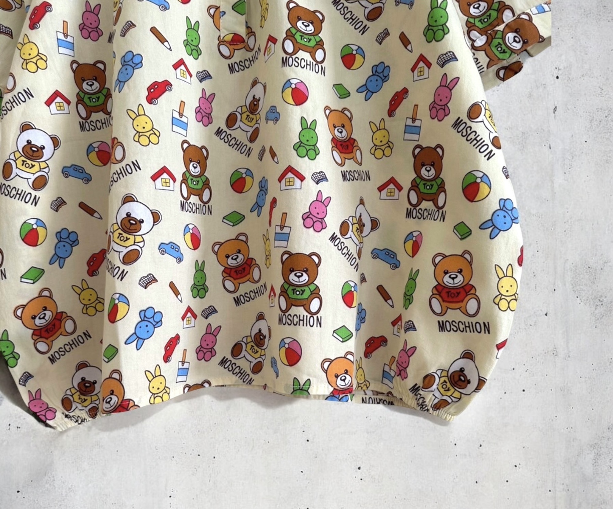 เสื้อผ้าฝ้ายลายพิมพ์