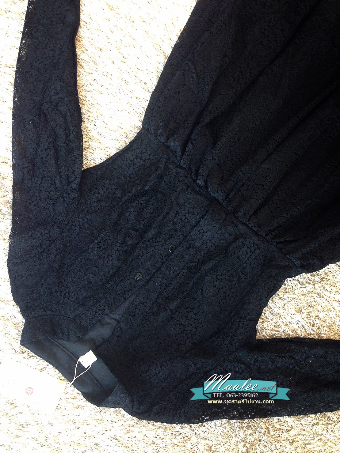 พร้อมส่ง ชุดเดรส/ชุดออกงาน/ชุดทำงาน สีดำ ลูกไม้ แขนยาว แต่งกระดุม มาพร้อมเข็มขัดสีแดง (ซิปข้างลำตัว) ** มีเฉพาะไซส์ 2XL , L **