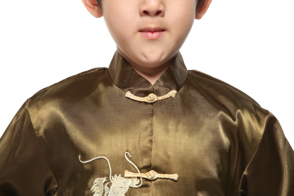 Pre-order ชุดจีนชายเด็ก เสื้อคอจีน ผ้าไหมจีน สีเขียว ปักลายมังกร