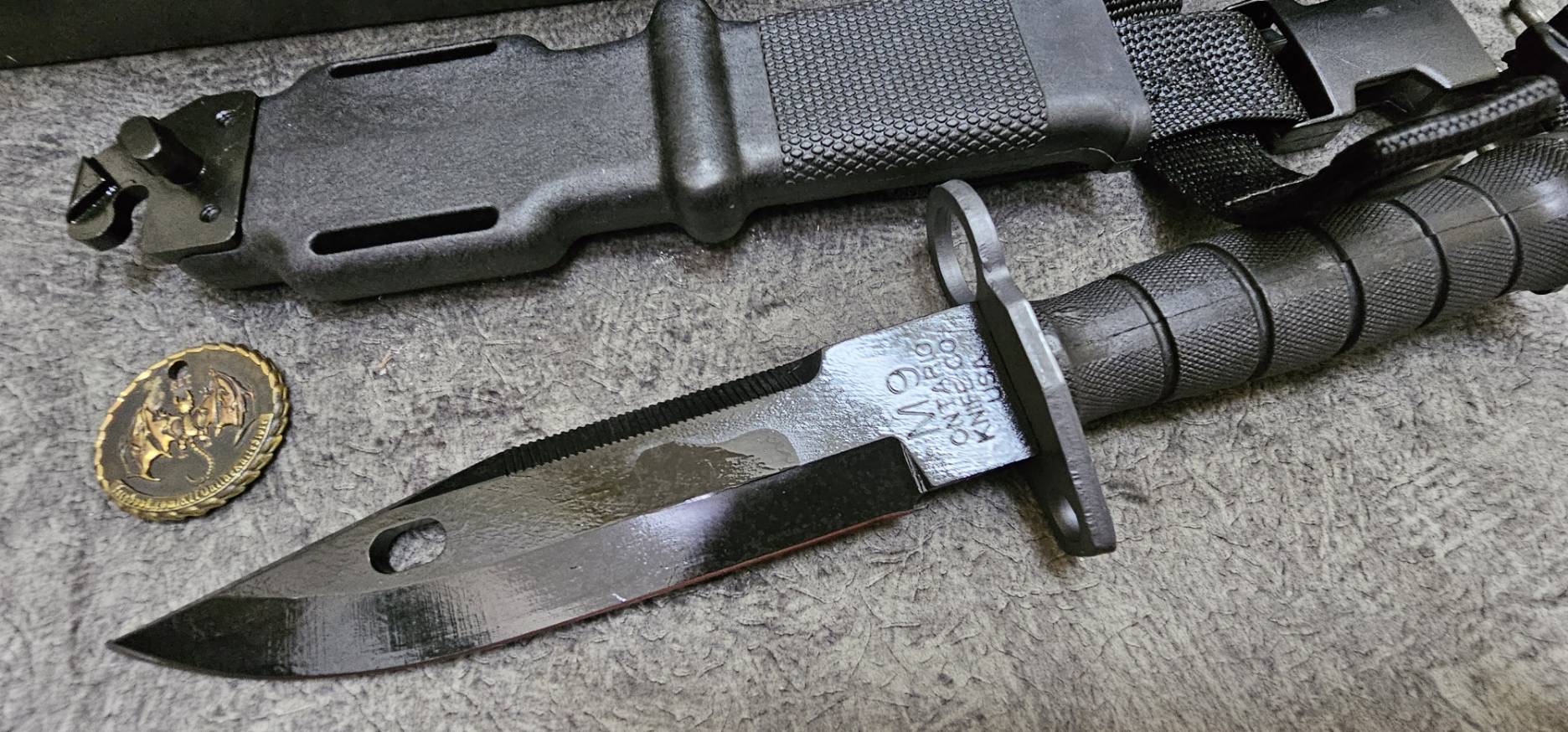 Ontario M-9 Black Bayonet & Scabbard (7" Black)