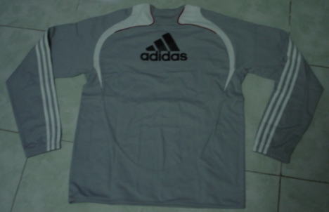 เสื้อฟุตบอล ทีมสโมสรลิเวอร์พูล ชุดฝึกซ้อม 2008/09 ใหม่ L-Size / LIVERPOOL Football Shirt Training Sweat Kit 2008/09 Jersey NEW L-Size