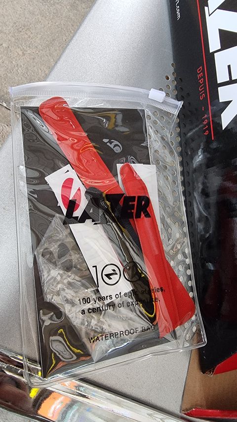 LAZER หมวก GENESIS, สีทีม JUMBO VISMA, S, M, L (รุ่นปี 2020)