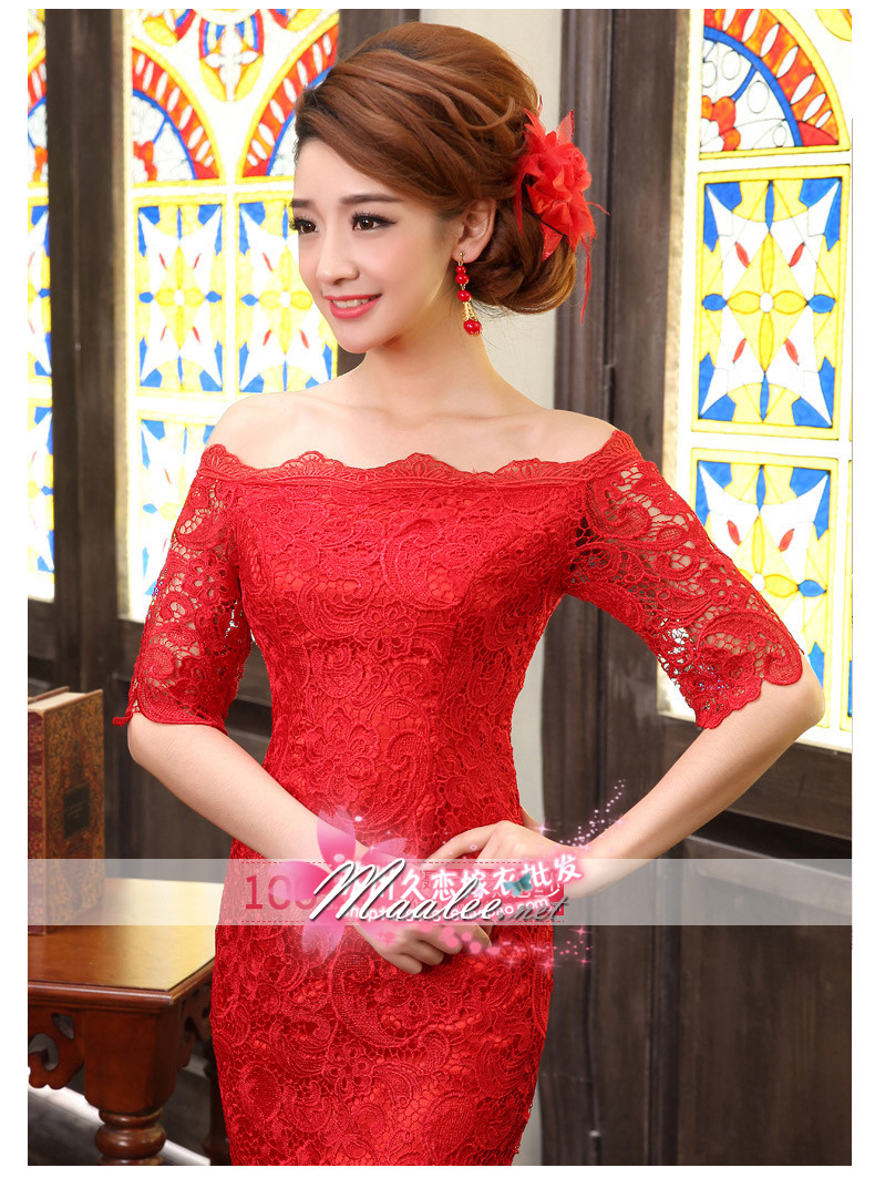 พร้อมเช่า ชุดราตรียาว สีดำ ทรงหางปลา ลูกไม้ทัั้งตัว เปิดไหล่ แขนสามส่วน (เชือกผูกหลัง)