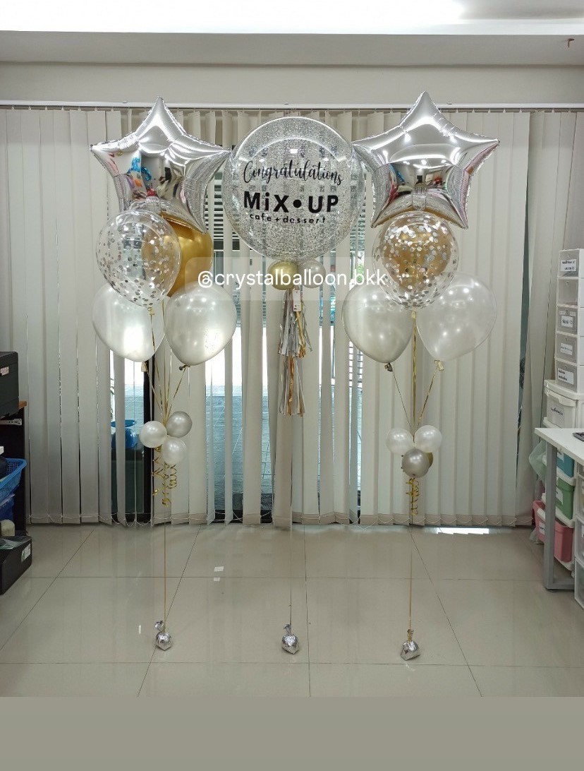 ลูกโป่งแสดงความยินดี Bubble ขนาด 24" กลิตเตอร์สีเงิน 1 ลูก พร้อม ช่อลูกโป่งฟอยล์ดาว ขนาด 24" ช่อ 5 ลูก 2 ช่อ พร้อมตกแต่ง สามารถเปลี่ยนสีลูกโป่ง/เปลี่ยนข้อความ/เปลี่ยนขนาด/เปลี่ยนฟอยล์ตกแต่งได้