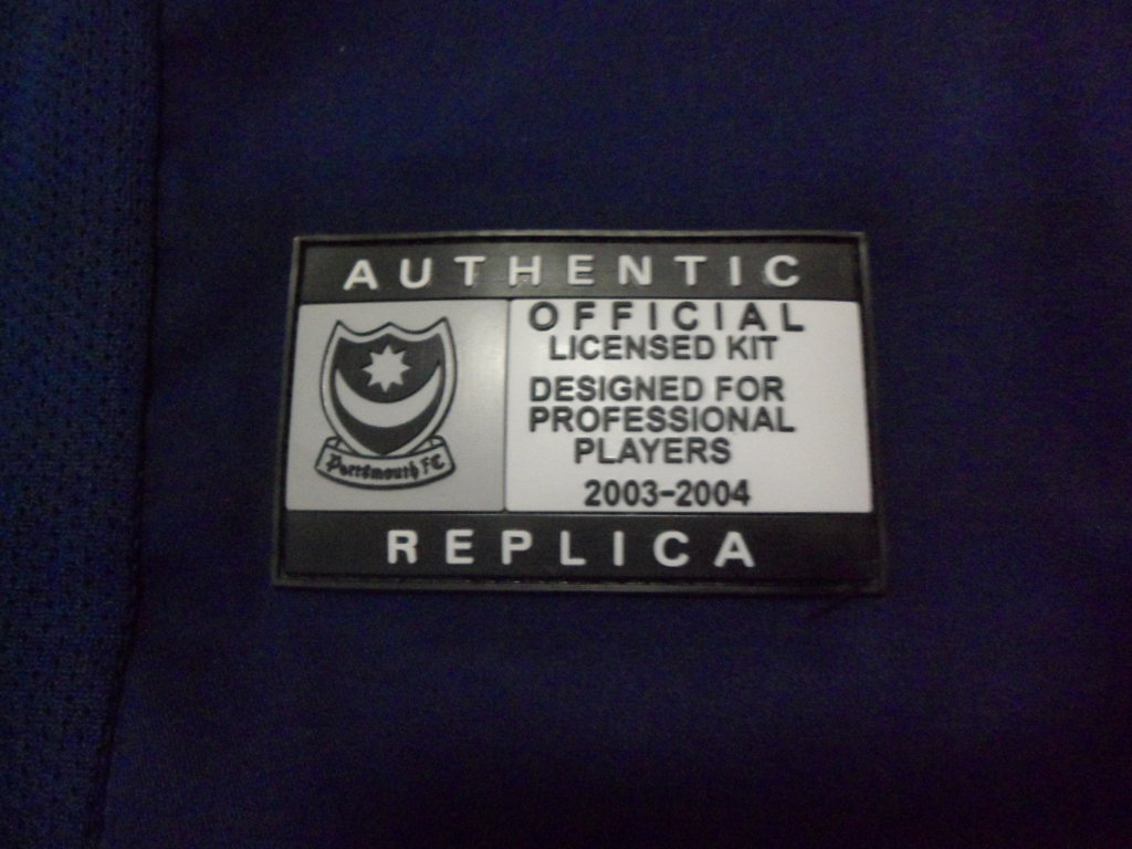 เสื้อฟุตบอล ทีมสโมสรพอร์ทสมัธ ชุดเยือน 2003/04 S-Size / PORTSMOUTH Football Shirt Away Kit 2003/04 Jersey S-Size