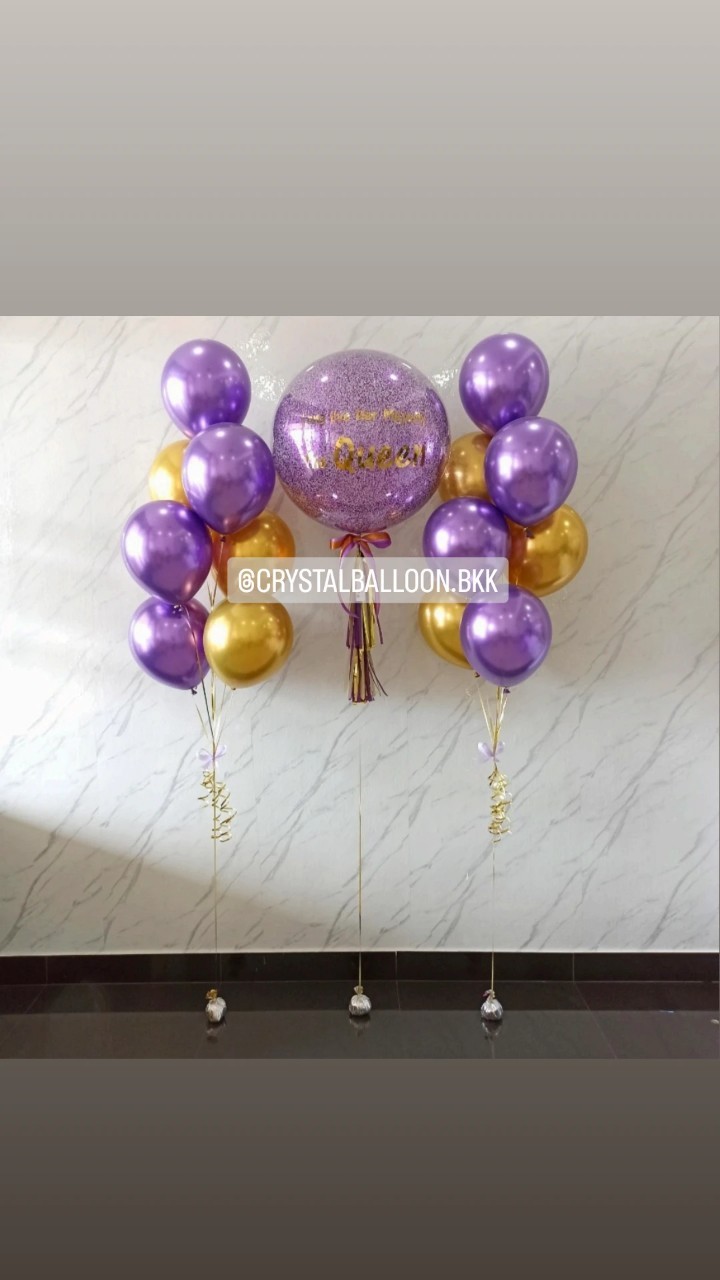 ลูกโป่ง วันเกิด Bubble ขนาด 24" กลิตเตอร์สีม่วง 1 ลูก พร้อม ช่อลูกโป่งสีโครเมี่ยม ช่อ 7 ลูก 2 ช่อ Theme สีม่วง-ทองเข้มโครเมี่ยม พร้อมตกแต่ง สามารถเปลี่ยนสีลูกโป่ง/เปลี่ยนข้อความ/เปลี่ยนขนาดได้