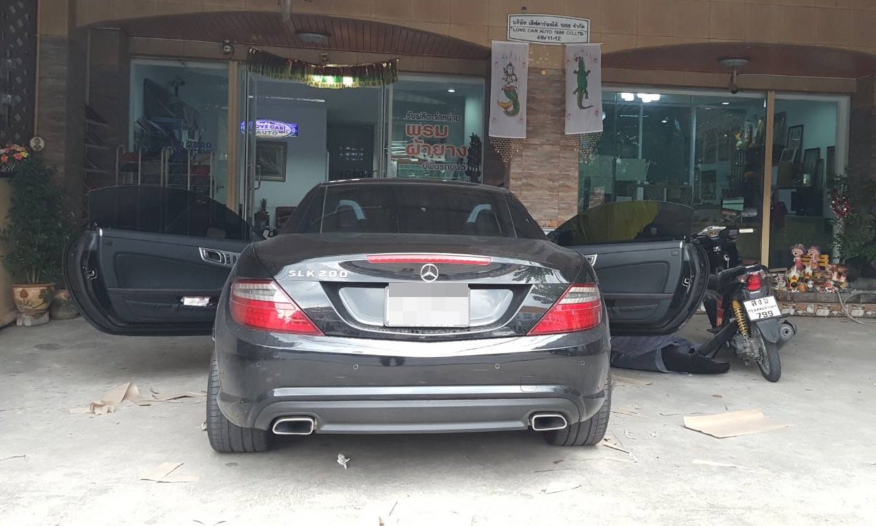 ขายพรมรถยนต์ Benz SLK200 R172 เข้ารูป
