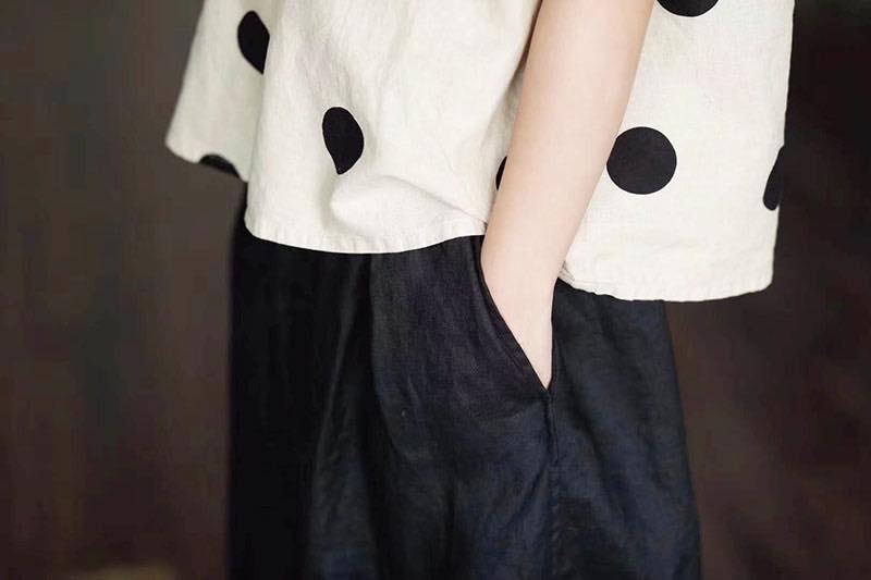 เสื้อคอวีผ้าลินินลายจุด