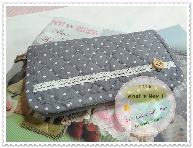 กระเป๋าสตางค์ใบยาว ผ้าคอตตอนไทย สีเทาลายจุดใหญ่ เรียบหรู - Pre order ราคานี้ส่งฟรี