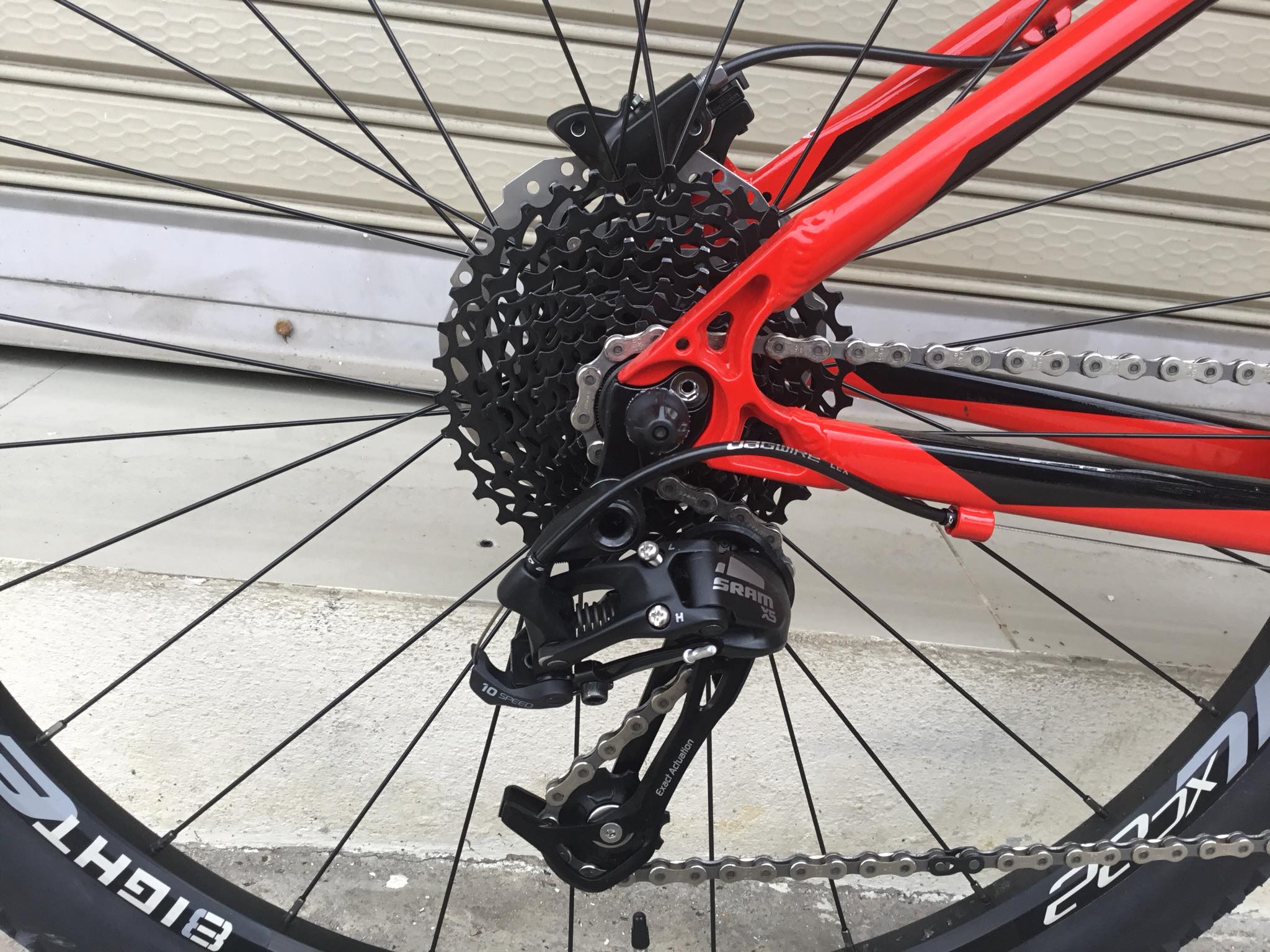 จักรยานเสือภูเขา INFINITE FUZZ PRO ALLOY 30 สปีด Sram X5 ดิสน้ำมัน โช๊คน้ำมัน RST, 2022