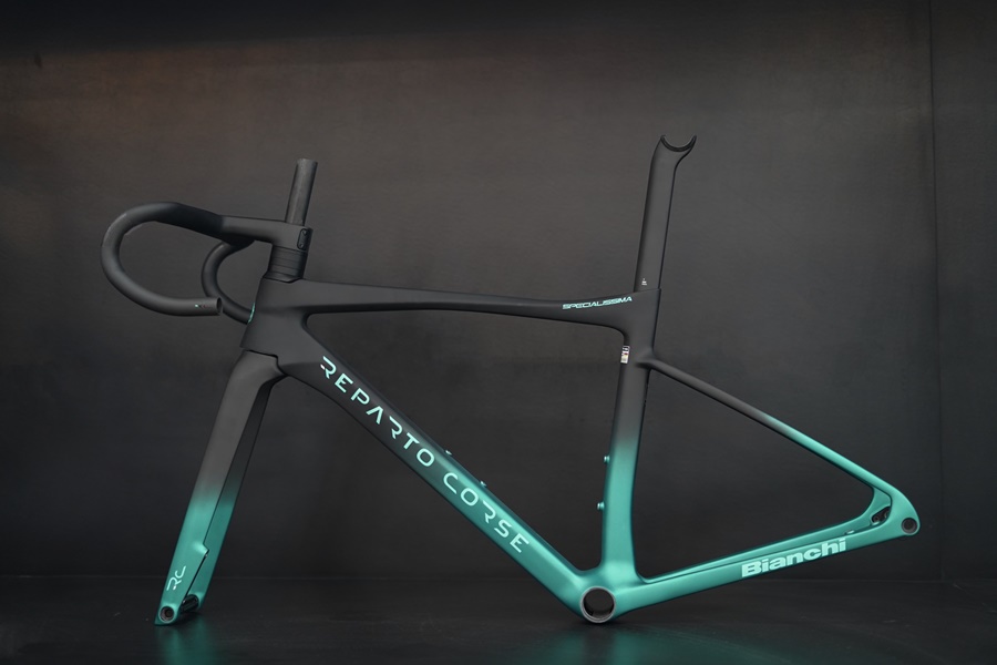 เฟรมเซ็ต BIANCHI SPECIALLISIMA RC Road เฟรมจักรยานผลิตจากคาร์บอนไฟเบอร์ที่มีความแข็งแรงสูง