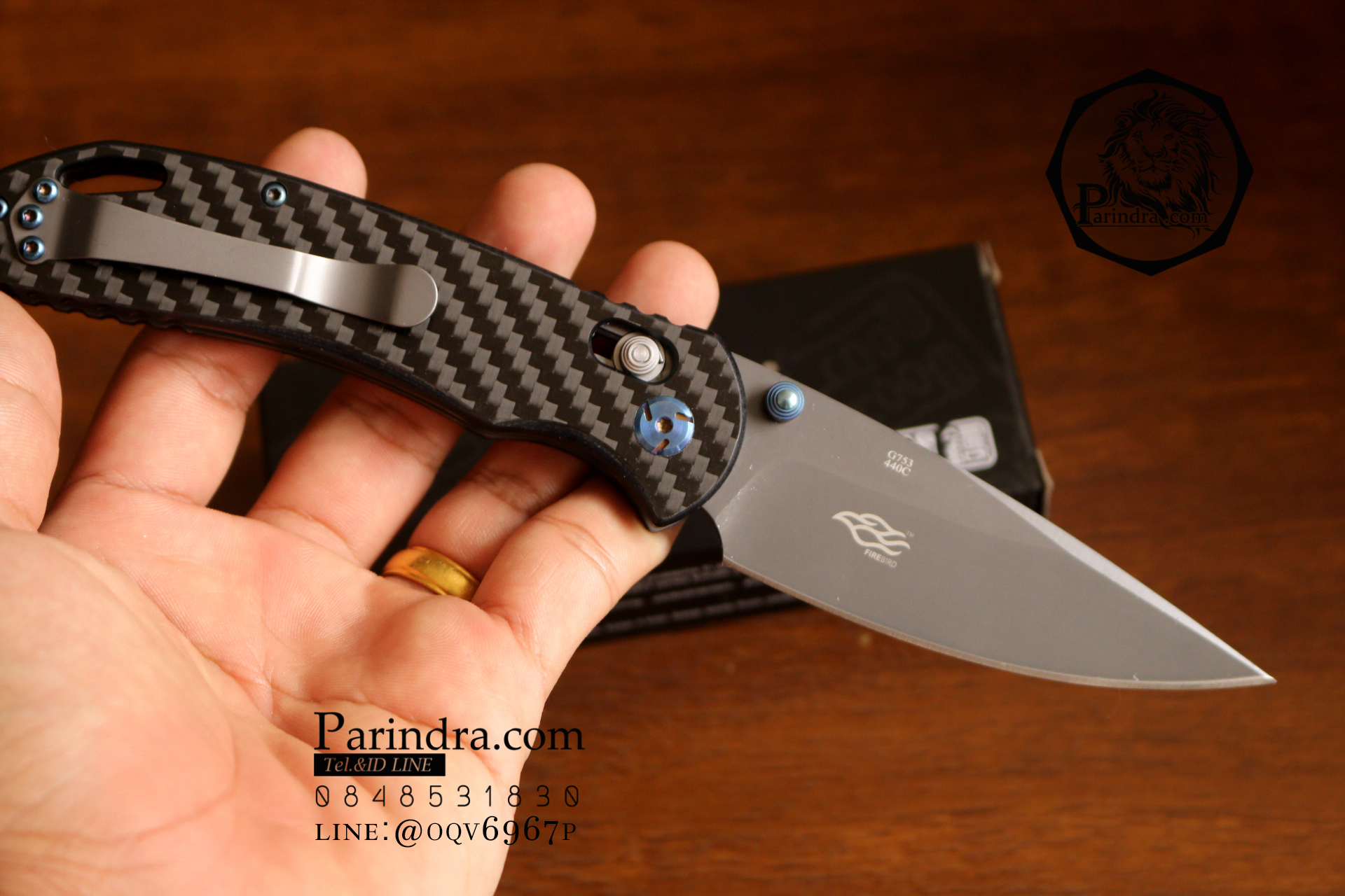 มีดพับ Ganzo รุ่น G7533 CF สีดำ ใบมีดดำ ด้ามลายคาร์บอนไฟเบอร์ ของแท้ 100% สำเนา