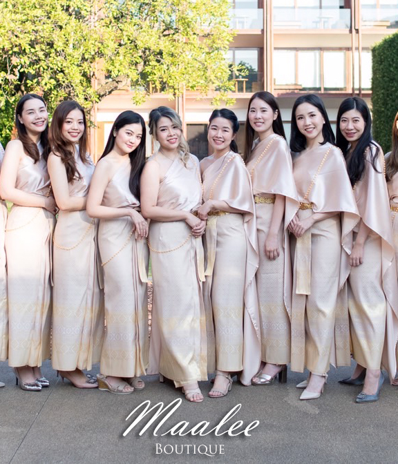 เช่า ชุดไทย ชุดเพื่อนเจ้าสาว ชุดไทยผ้าถุงสีครีมทอง สไบสีครีมแชมเปญ