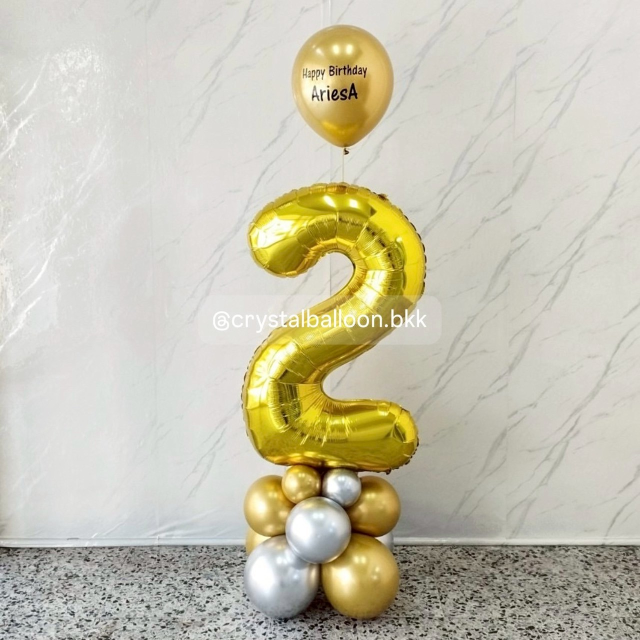 ลูกโป่ง วันเกิดเด็ก ฟอยล์ตัวเลข ขนาด 40" ตั้งฐาน 1 ชิ้น สีทอง พร้อมตกแต่ง ลูกโป่งเป่าลอย สีทอง สามารถเปลี่ยนสีลูกโป่ง/เปลี่ยนสี-ฟอยล์ตัวเลข/เปลี่ยนสี-ฟอยล์ตกแต่งได้