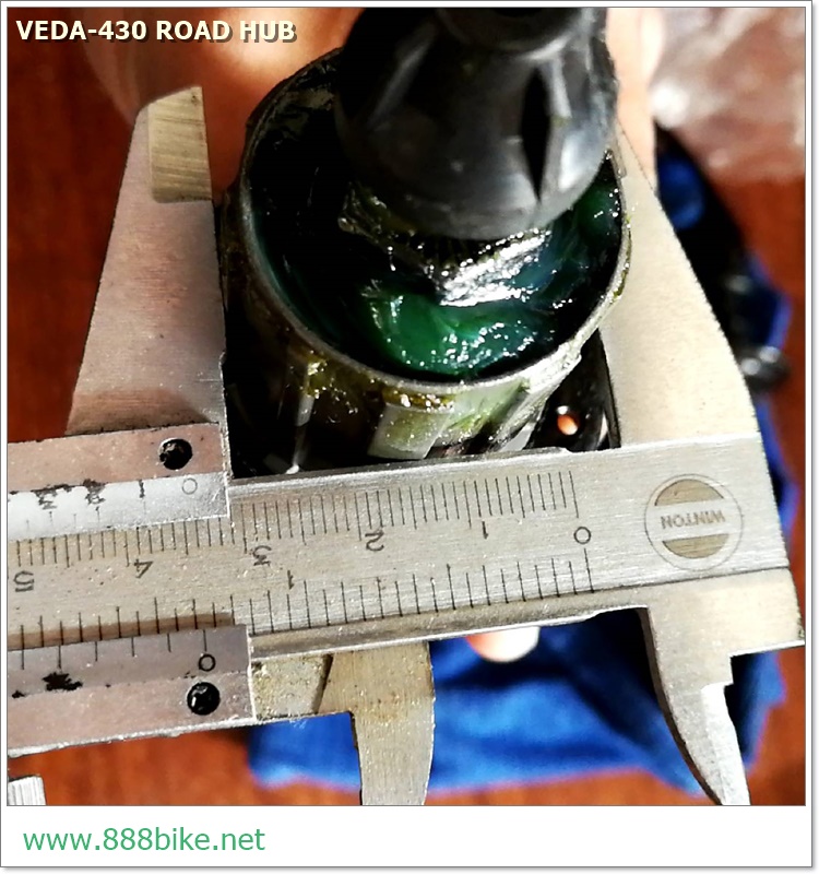 ดุมเสือหมอบ VEDA Sealed bearing หน้า/หลัง v-brake โม่อลูฯ สีดำ 32H 36H