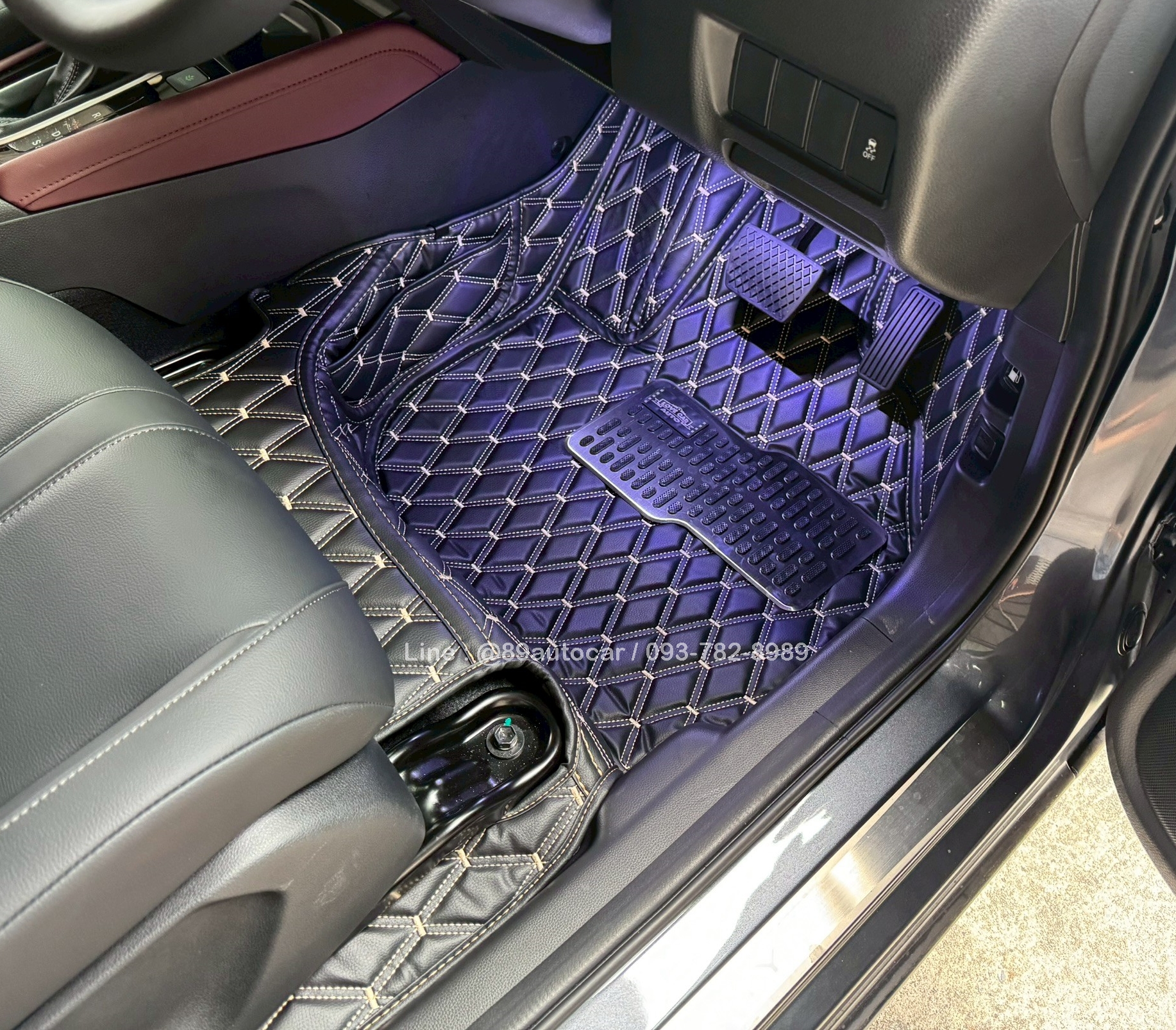 พรมรถยนต์ Honda City 2025 4 ประตู พรมVVIP สีดำด้ายทอง เต็มคัน