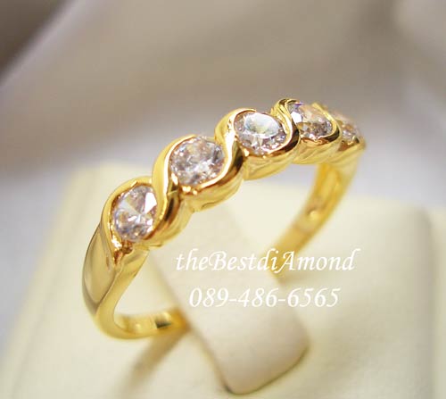 BR962+++แหวนเกลียวล็อค 5 เม็ด+++แหวนแถวงามๆอีกแบบ โชว์เพชรขนาด 12 ตัง จำนวน 5 เม็ด แวววาวมากๆๆ ใส่ติดนิ้วได้ทุกโอกาส