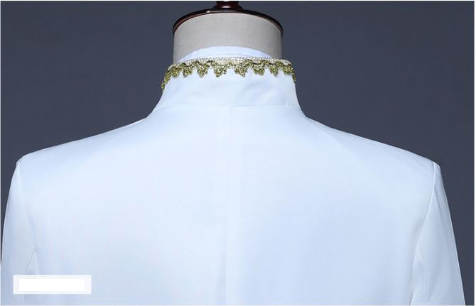 Pre-order ชุดสูทชาย สไตล์ยุโรป ปักงานละเอียด สีแดง