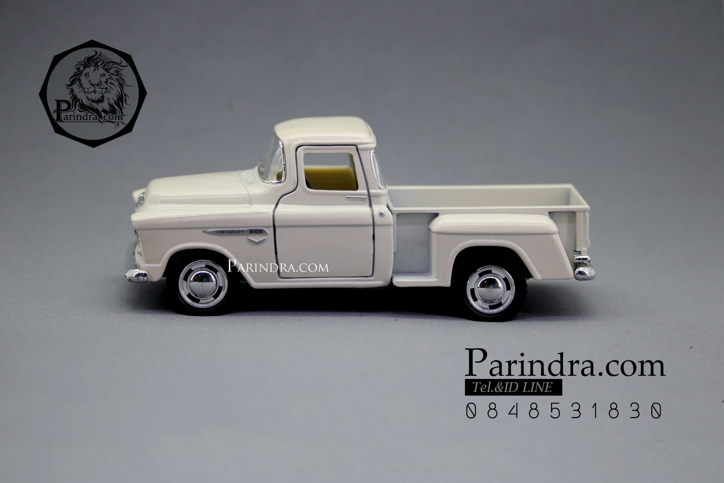 โมเดลรถเหล็กรถจำลอง CHEVROLET Chevy Stepside Pick-up 1955 สีขาว