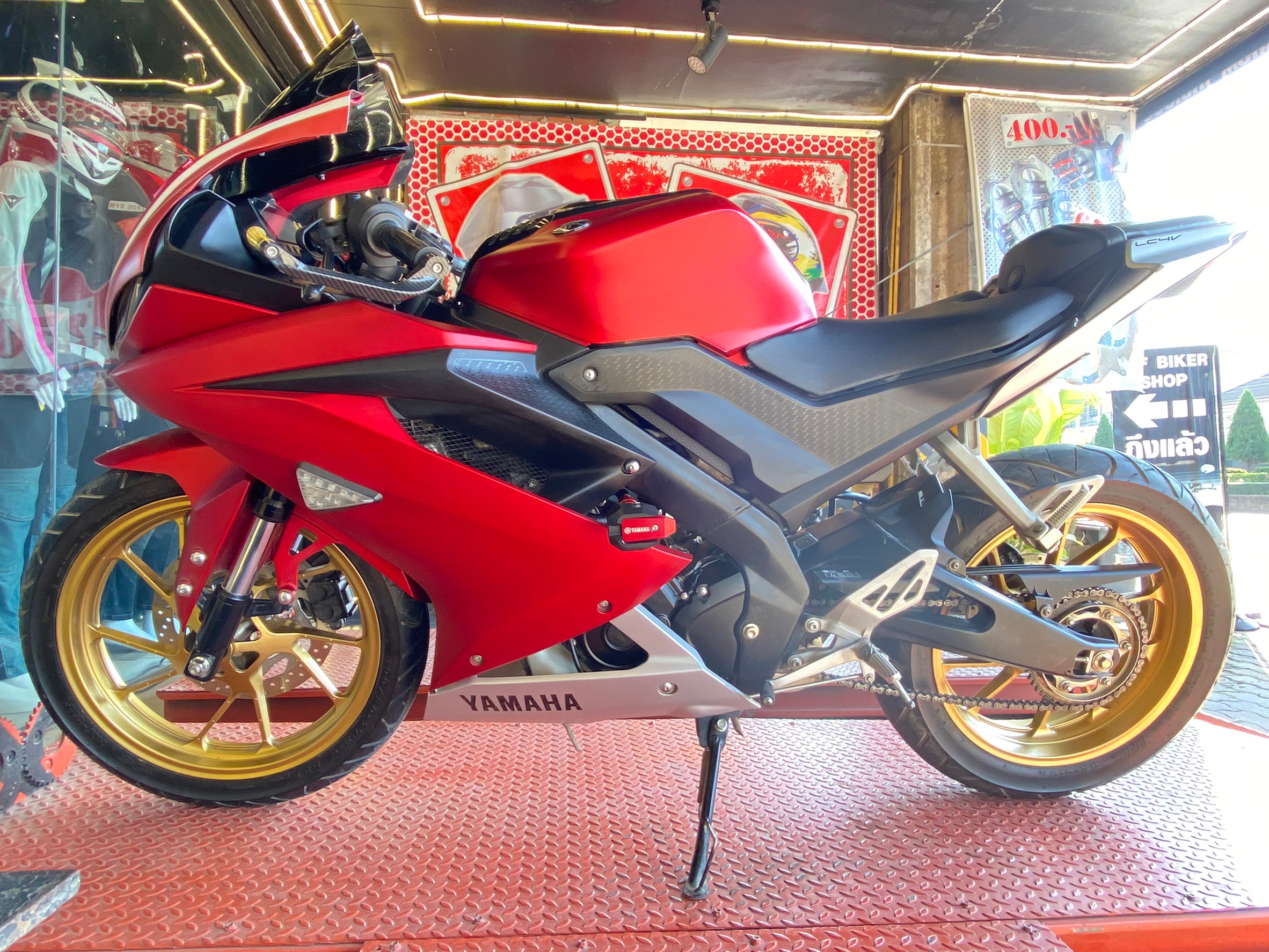 กันล้มข้างเครื่อง YAMAHA R15 V3 ปี2017-2020 งานCNCแข็งแรงทนทาน