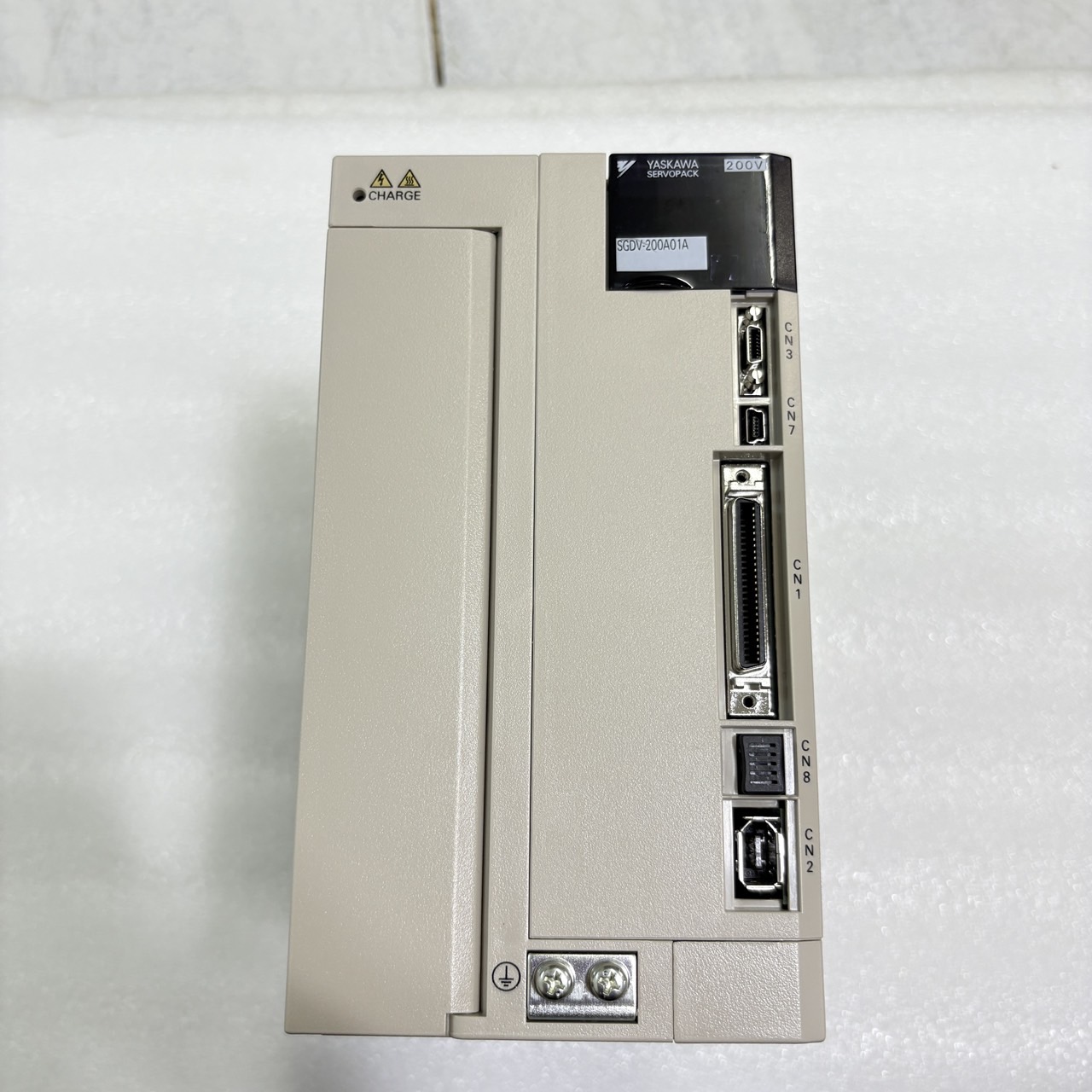 SGDV-200A01A002000 SERVO DRIVE " YASKAWA "