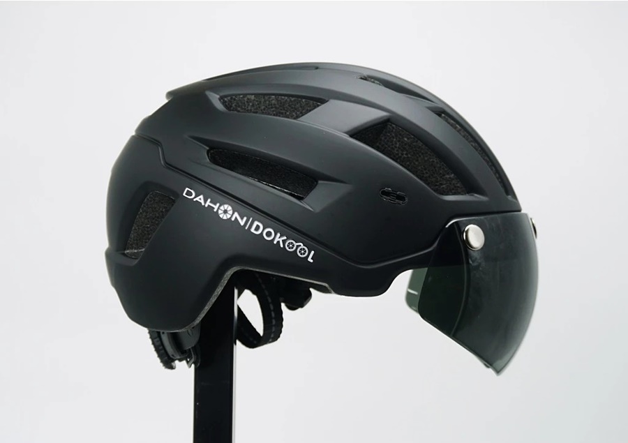 DAHON Integrated Helmet with USB Light | หมวกจักรยานพร้อมไฟท้ายและแว่นกันแดด | รอบศีรษะ 57-63 cm