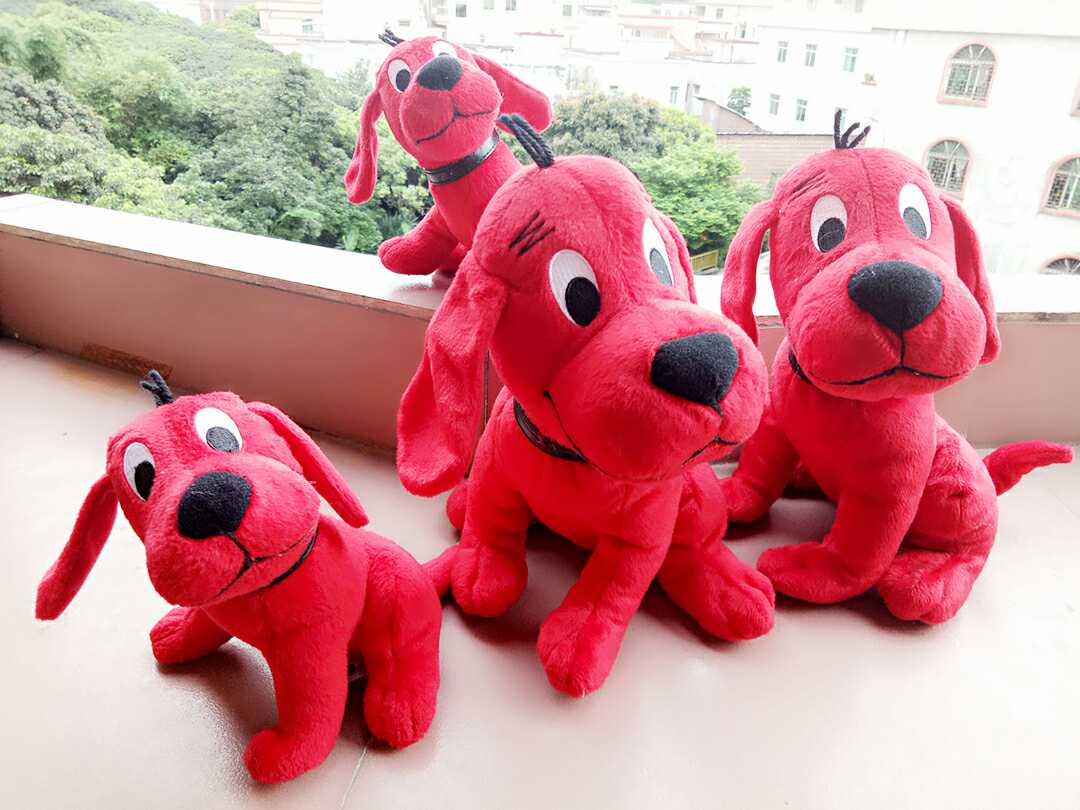 ตุ๊กตาน้องหมาสีแดง Clifford The Big Red Dog