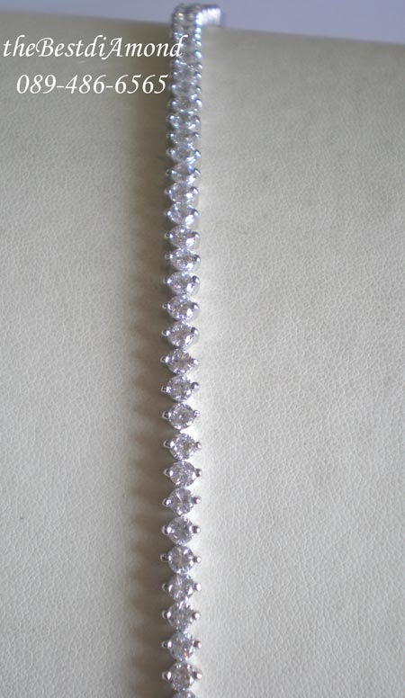 CL009RD+++สร้อยข้อมือเพชรรอบวงแบบหนามเตย 2 จุด+++เรียบ หรูหรา โชว์เพชรสุดๆๆ ดูดีมีระดับมาก อยู่ได้นานไม่ล้าสมัย งานเรียบร้อยมากๆๆๆ