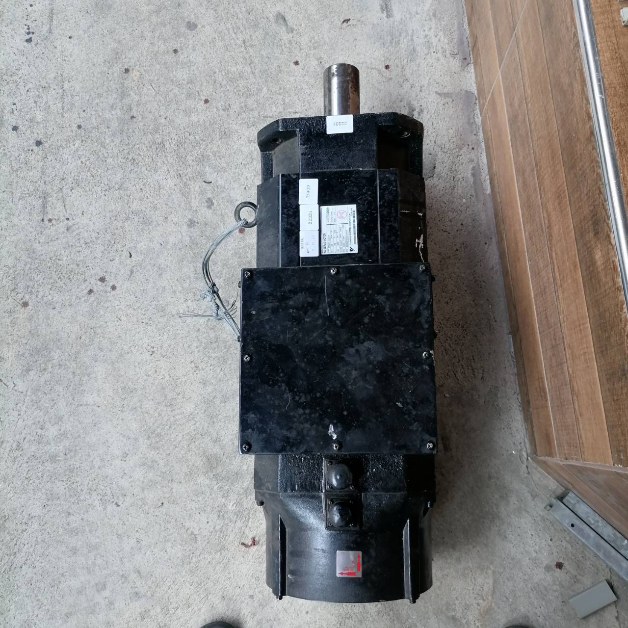SGMB-3ZA2A SERVO MOTOR “ YASKAWA ”