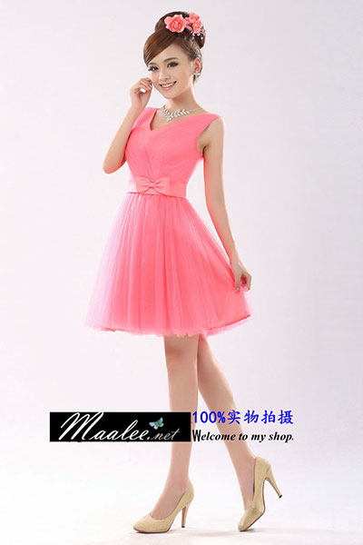 พร้อมส่ง ชุดราตรีสั้น แขนกุด สีชมพู โอโรส คอวี จับจีบผ้าโปร่งสวย แต่งโบว์ที่เอว