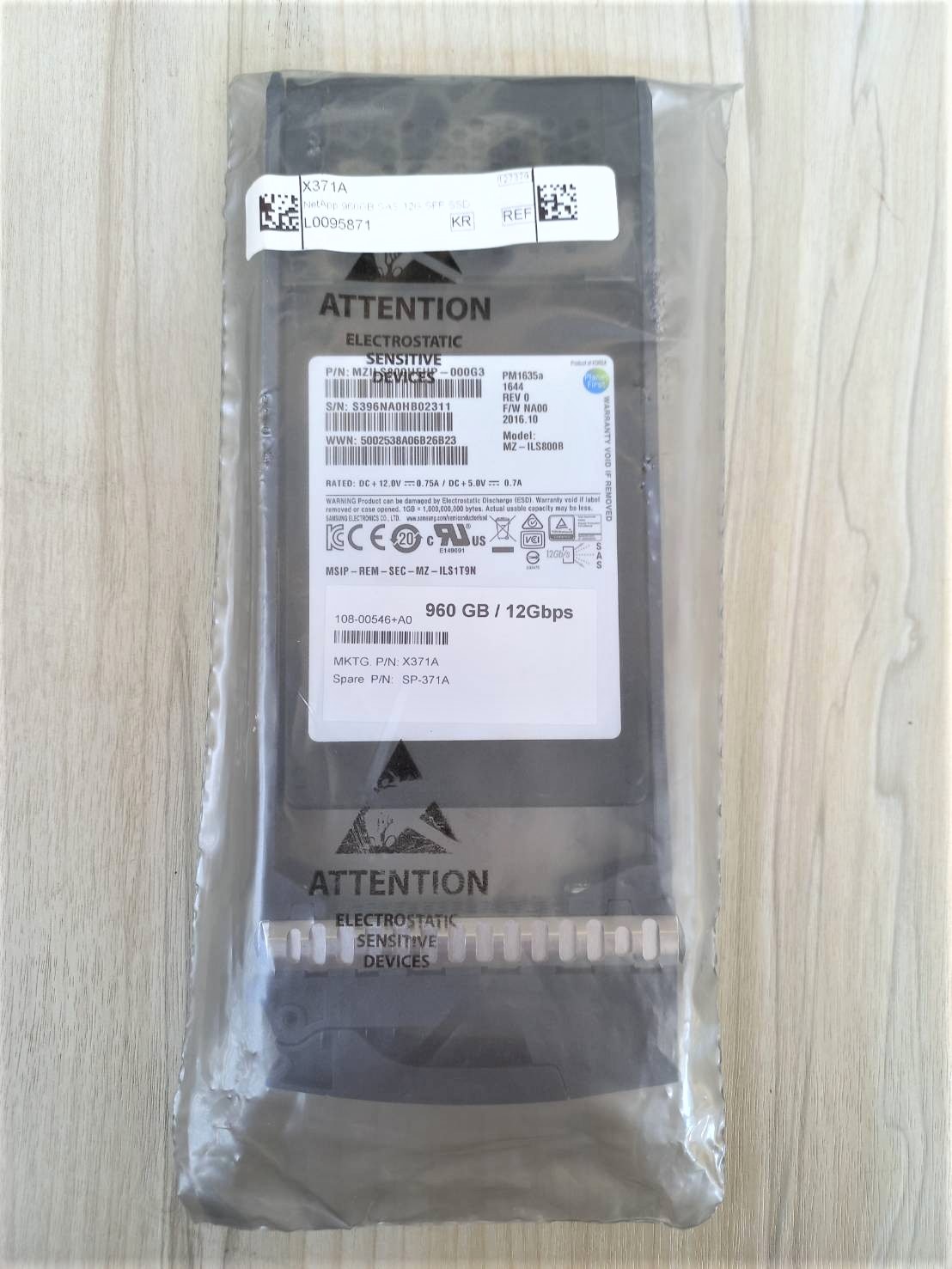 SP-371A NetApp 960gb SSD 12Gbps 2.5.