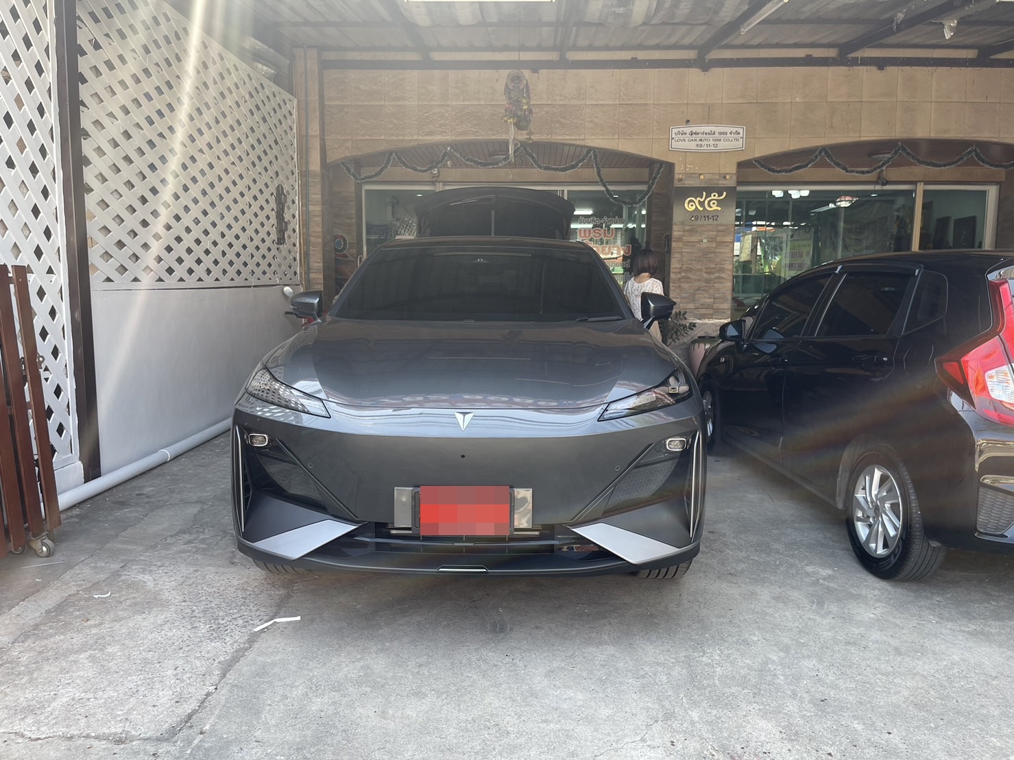 พรมปูรถ Changan Deepal S07 ปูพรมVVIP ด้ายคู่ สีดำด้ายดำ เต็มคัน