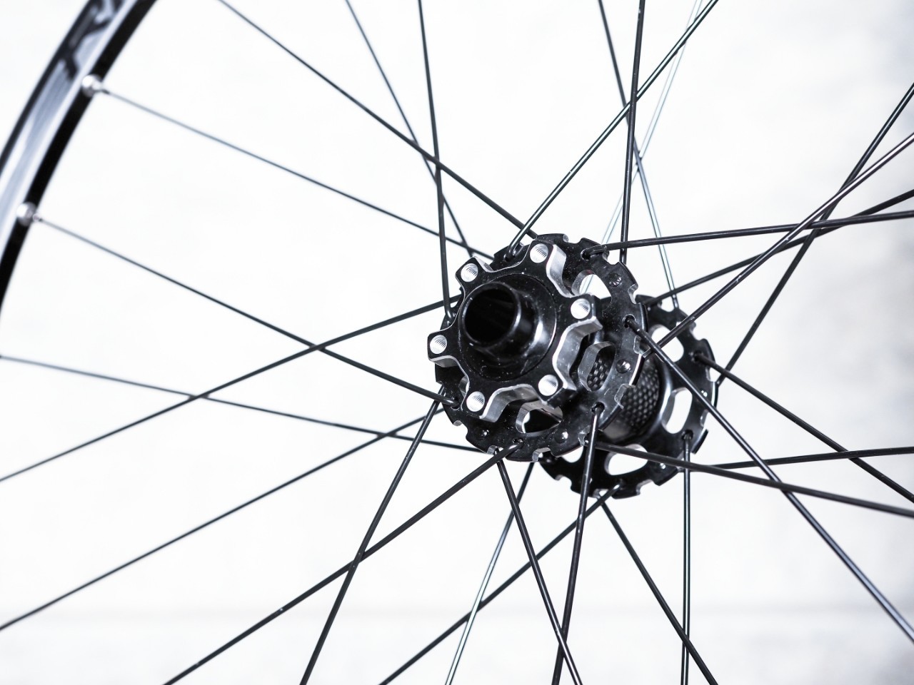 ชุดล้อเสือภูเขา Retrospec Aluminum 26" ดุมคาร์บอน 11spd