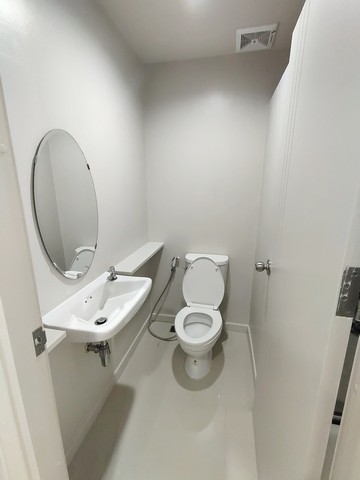 ให้เช่าคอนโด ฟ้าโดม ชั้น 7 ตึก A 35 ตรม.เฟอร์ครบ เครื่องใช้ไฟฟ้าครบ ใกล้ ม.ธรรมศาสตร์รังสิต