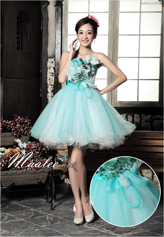 พร้อมเช่า ชุดแฟนซี เช่า 500 ชุดราตรีสั้น เกาะอก สีฟ้า ช่วงอกแต่งดอกเก๋มาก น่ารักฟรุ้งฟริ้ง