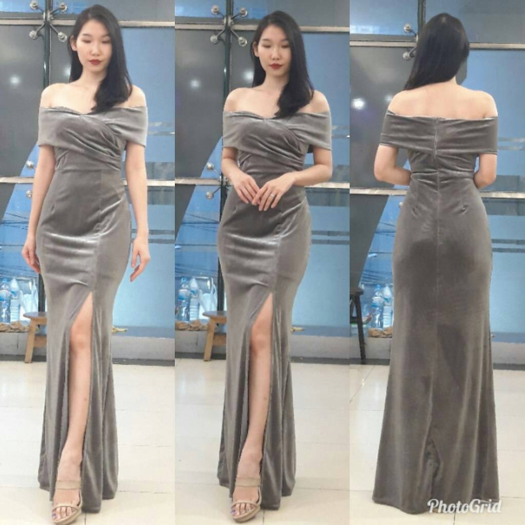 พร้อมเช่า ชุดเดรสยาว ราตรียาว เดรสไปล่ปาด ผ้ากำมะหยี่ แหวกหน้าขา สีเทา