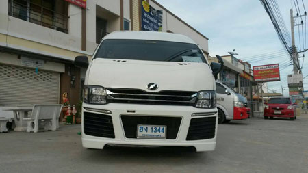 กันชนหน้า R8