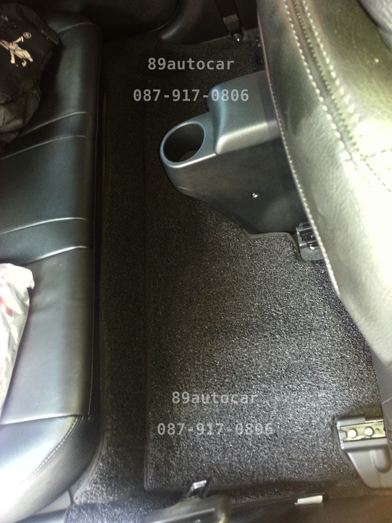 พรมปูพื้นรถยนต์ Toyota Yaris 2016 ไวนิลสีดำขอบดำ