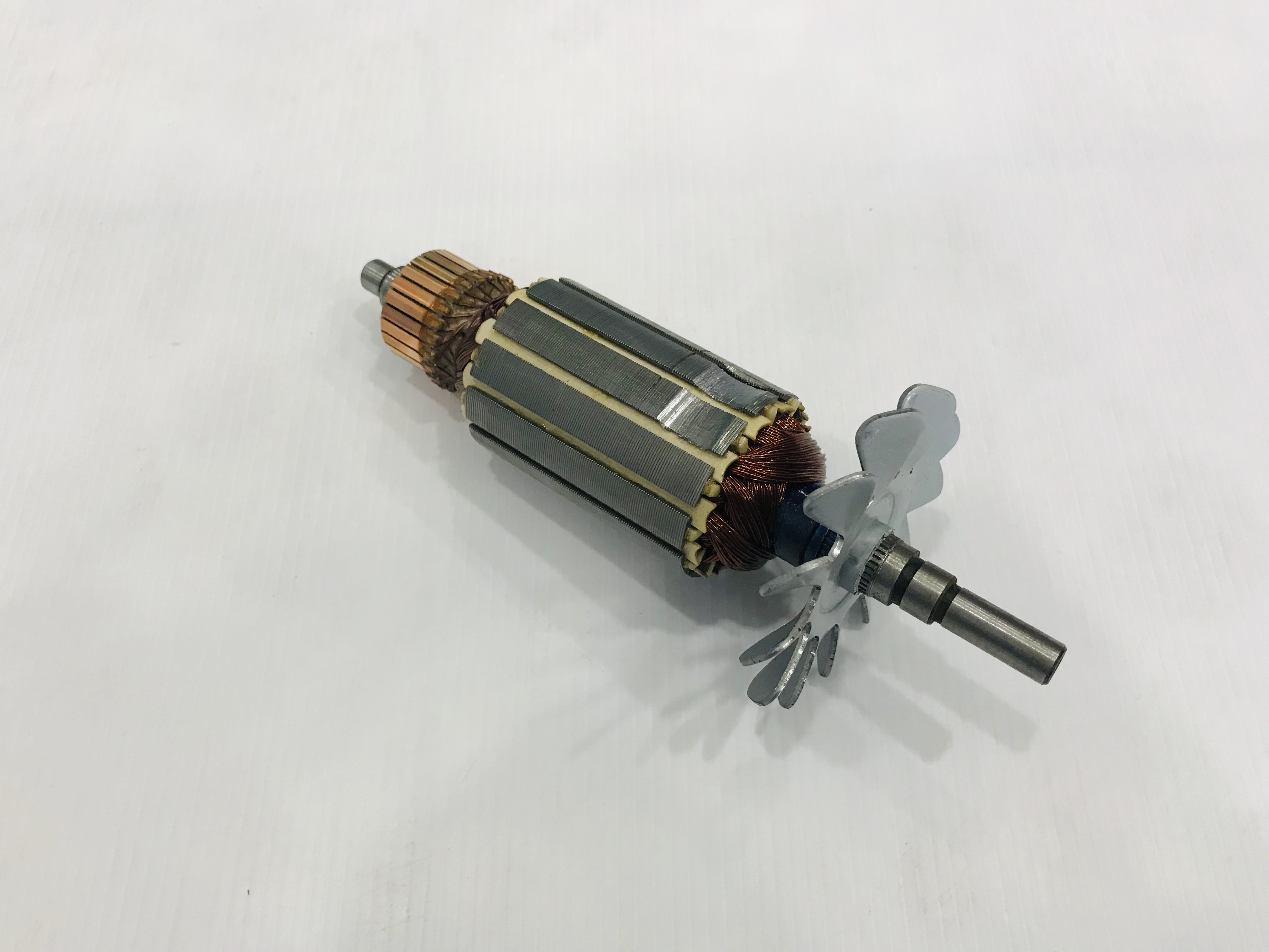 ทุ่น หินเจียร มากีต้า Makita 9005, 9205