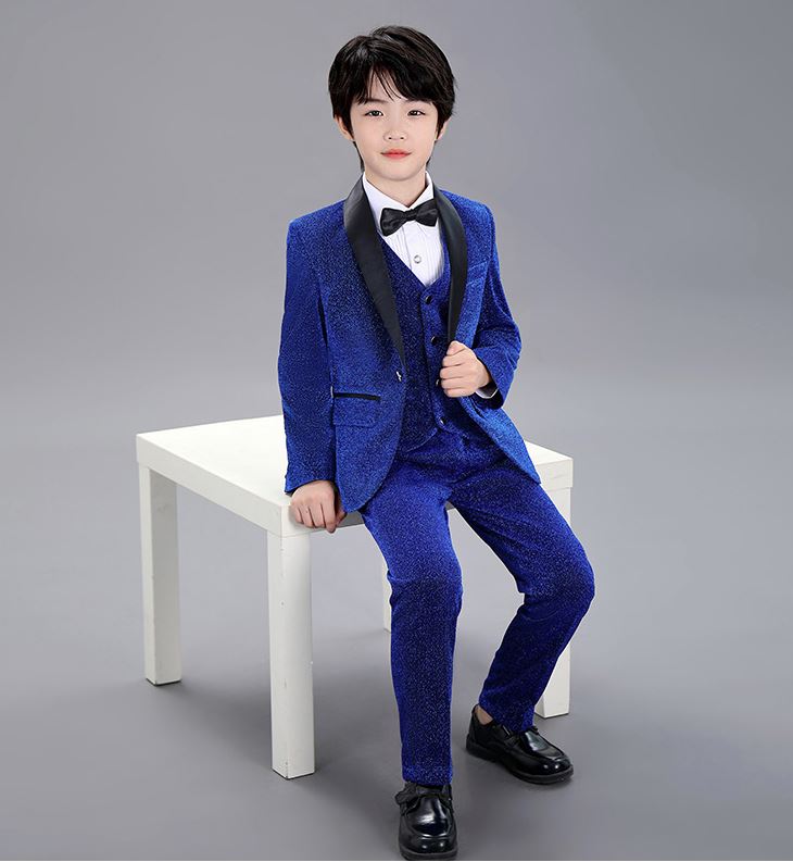 พร้อมเช่า ชุดสูทเด็กชาย สีน้ำเงิน เนื้อกากเพชร แบบหรูหรา (พร้อมเช่าไซส์ 120 , 130 , 150)