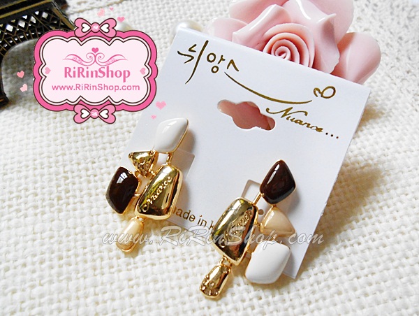 Nuance Korea ต่างหูทรงเรขาคณิต โทนสีทอง-น้ำตาล-ครีม-ขาว