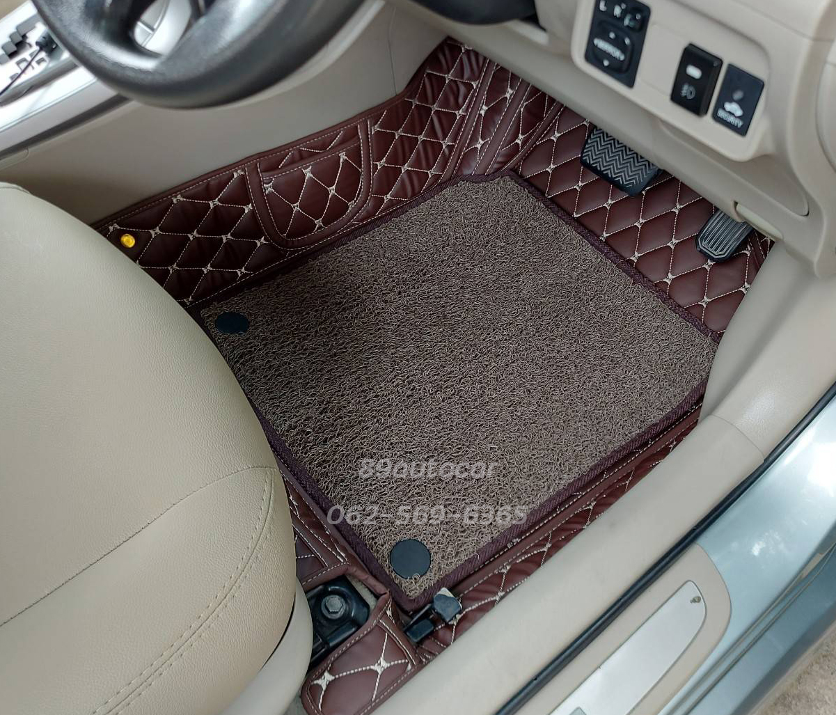พรมดักฝุ่น Toyota Altis 2010 ปูพรม7D สีกาแฟ + พรมดักฝุ่นสีน้ำตาล