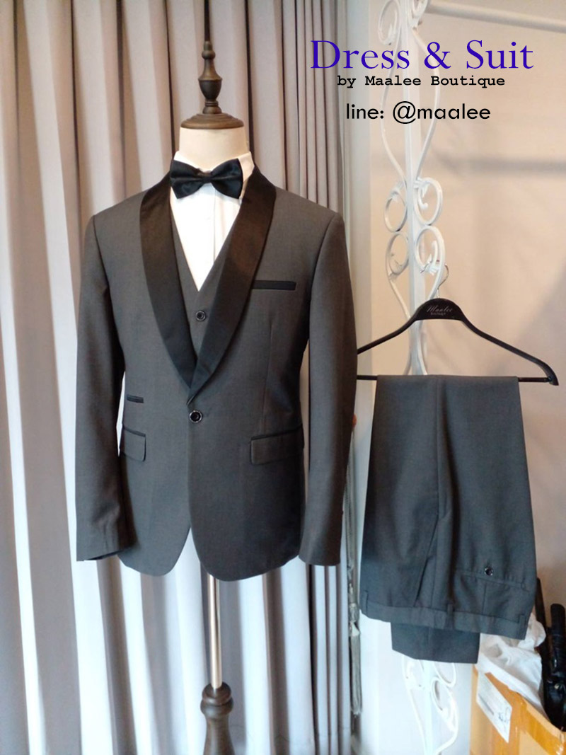 พร้อมเช่า ชุดสูททักซิโด้ สีเทา ปกกล้วย (พร้อมเสื้อกั๊ก) Tuxedo Suit with Shawl Collars