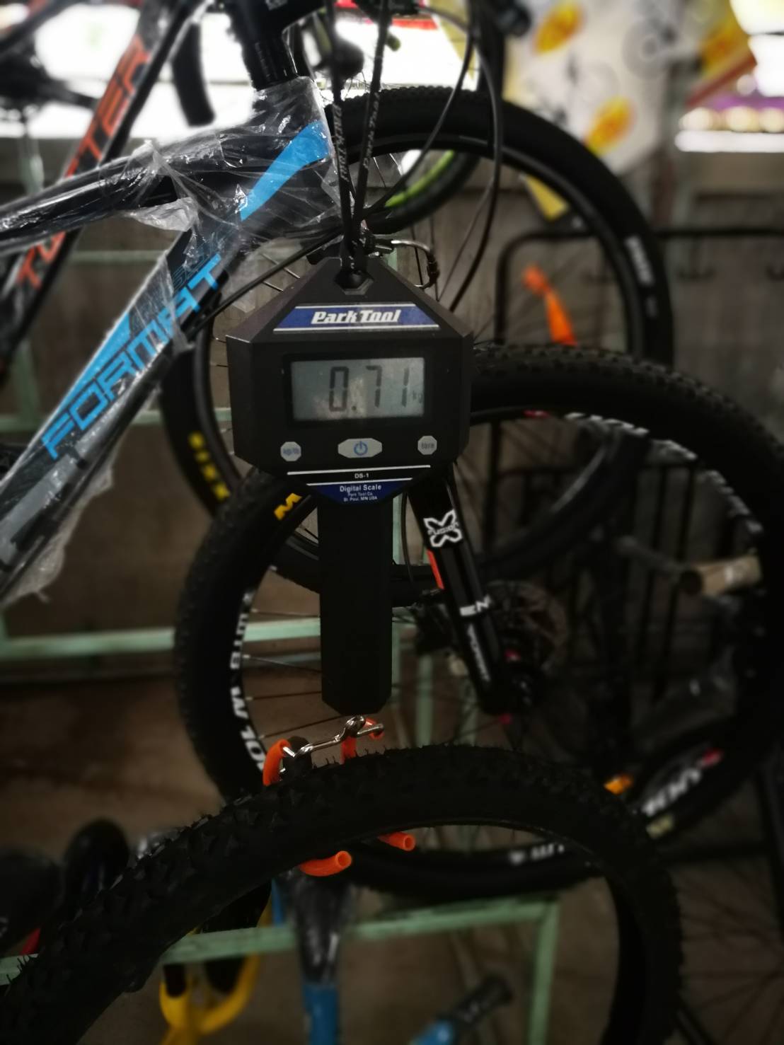 ยางนอกจักรยาน Camel 24x1.75,J1024 ,65PSI