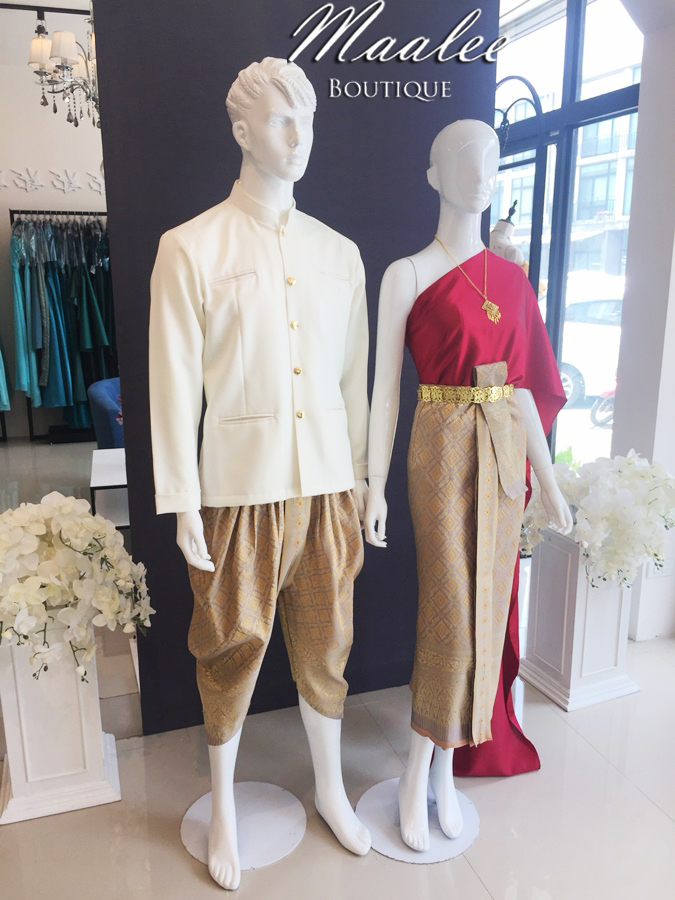 เช่า ชุดไทย ชุดเพื่อนเจ้าสาว ชุดไทย ผ้าถุงสีทอง สไบเรียบ สีแดง