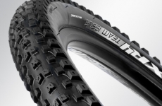 ยางนอกขอบลวด ยางเสือภูเขา Bontrager MTB TIRES, LT3, 26" 26x2.0