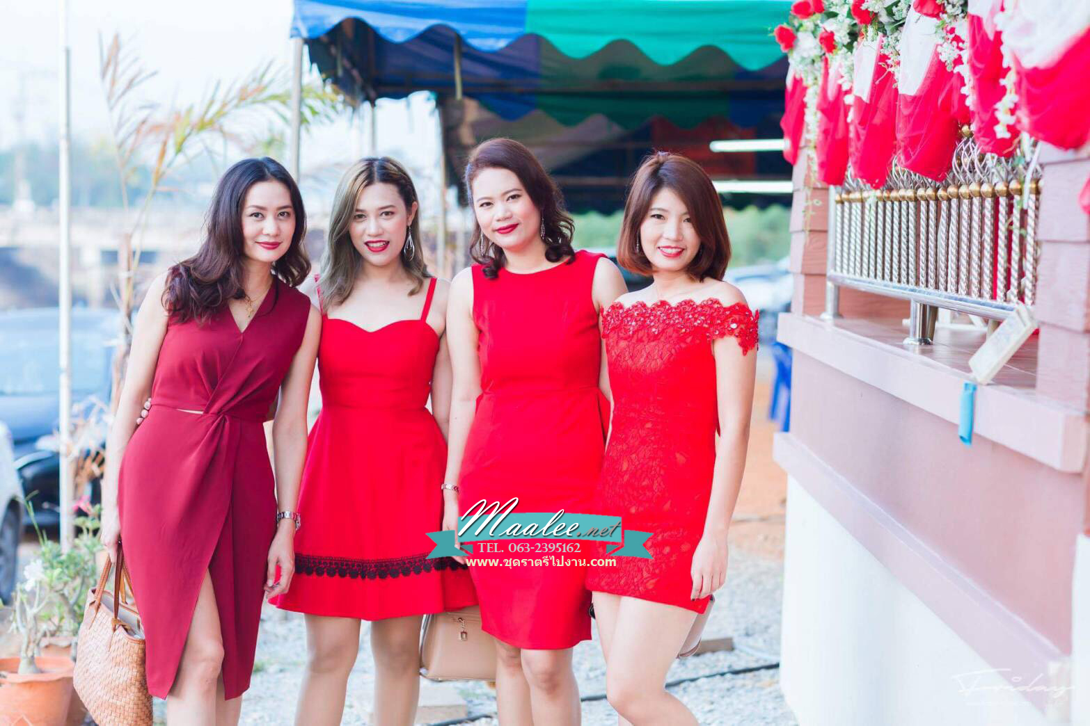 พร้อมส่ง ชุดราตรีสั้น แบบปาดไหล่เซ็กซี่ เข้ารูป สีแดง ผ้าลูกไม้ แต่งเลื่อมสุดหรู (เชือกผูกหลัง)