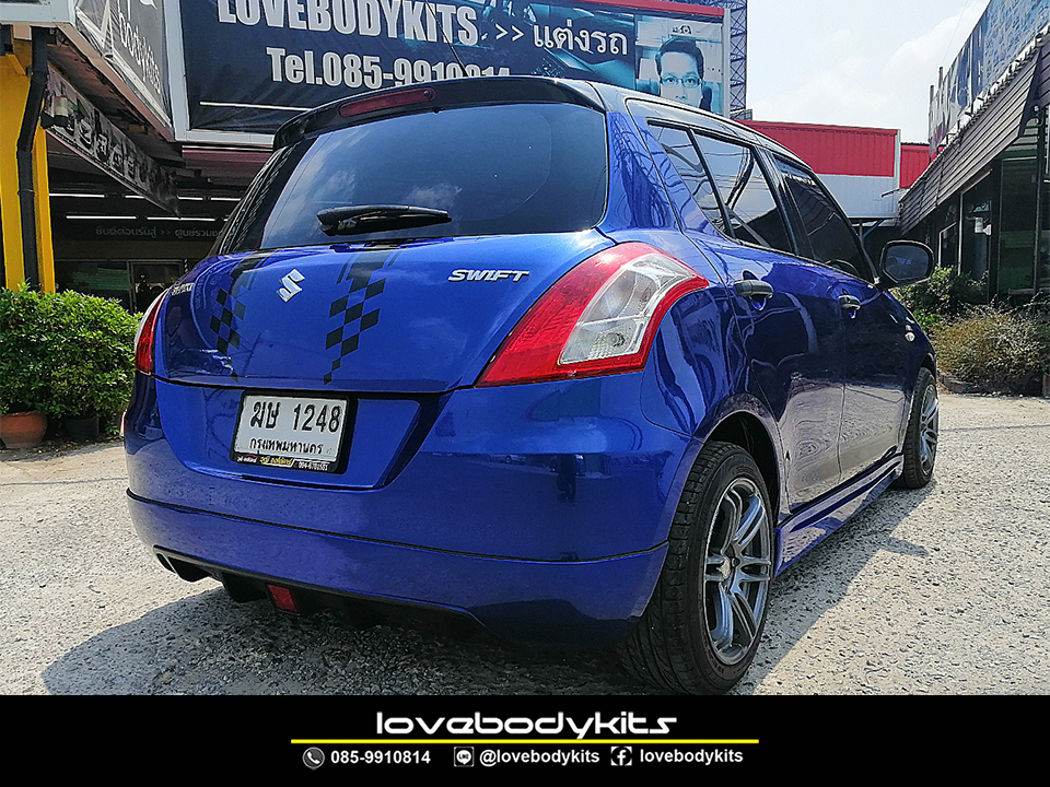 ชุดแต่ง SCRIT : SWIFT 2012